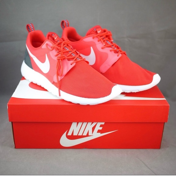 Nike Running Shoes - Picture 6 of 11